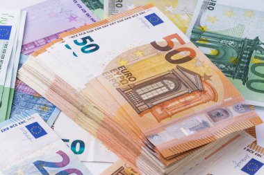 Euro banknot. Avrupa Birliği'nin para birimi.
