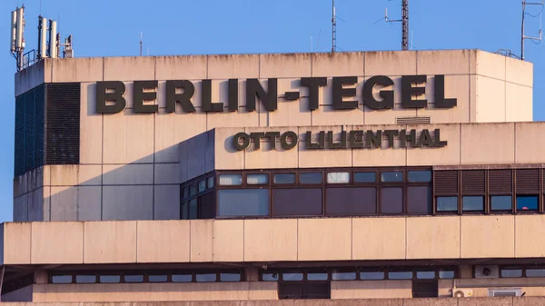 2018年7月7日 2018年7月7日 飞机场柏林 柏林的 奥托李林塔尔 机场是柏林的主要国际机场 德国的联邦首都 — 图库照片