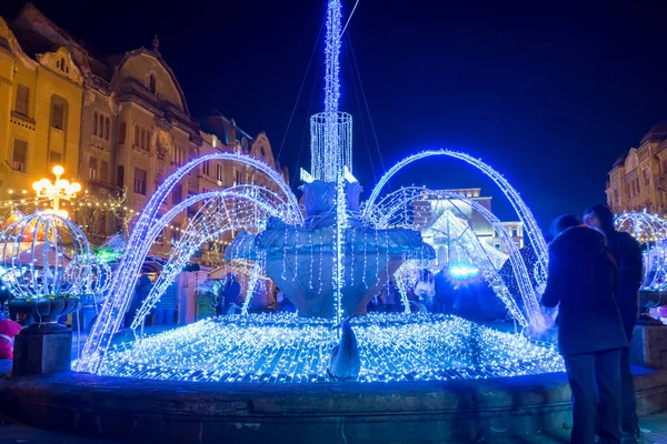 Fuente Iluminada Conocida Como Fuente Peces Larga Exposición — Foto de Stock