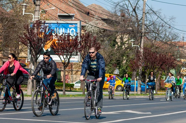 Timisoara Roumanie Avril 2016 Des Cyclistes Pédalerie Printanière — Photo