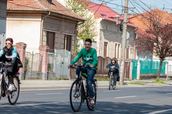 Timisoara Romania April 2016 People Riding Bicycles Spring Pedaling Event — Stock Photo, Image