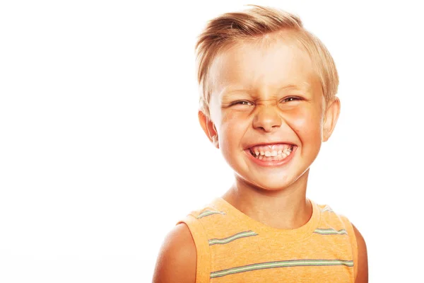 Mama's Joy concept. Portret van glimlachend schattig jongetje — Stockfoto