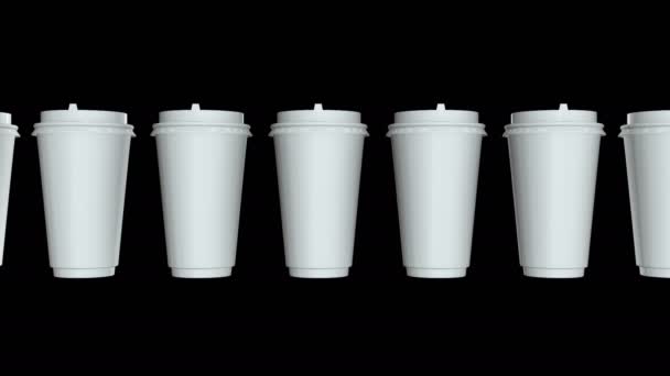 Tazas de café desechables. Fila de taza de papel en blanco con tapa de plástico — Vídeo de stock