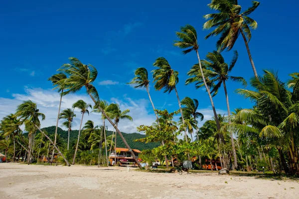 Utsikt Över Typisk Thailändsk Strand — Stockfoto