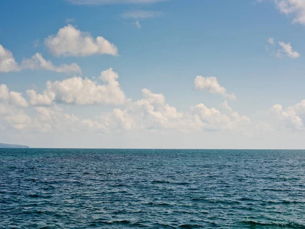 Uma Paisagem Marinha Com Nuvens Natureza Fundo — Fotografia de Stock