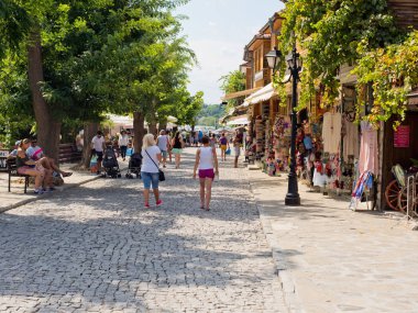 Nessebar, Bulgaristan - 27 Ağustos 2018: Eski şehir'in mimaride görünümünü.