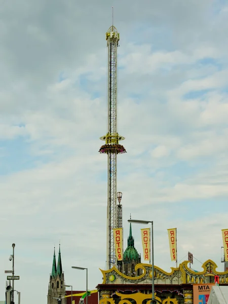 München Németország 2018 Október Turisták Útszakaszt Túrák Legnagyobb Népi Fesztivál — Stock Fotó