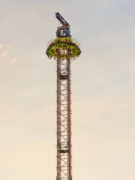 Múnich Alemania Octubre 2018 Los Turistas Montan Los Paseos Festival — Foto de Stock