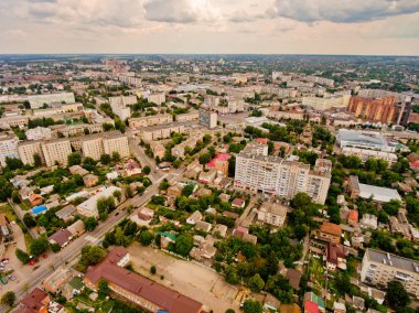 Bir Avrupa kentinin havadan görünümü. Vinnytsia şehri.