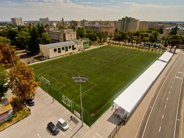 Vue Aérienne Terrain Football Dans Ville Européenne — Photo