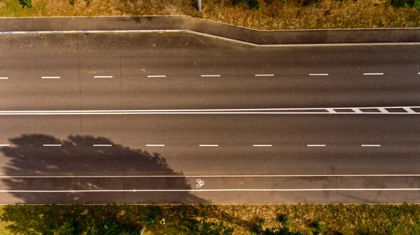 Aerial View Asphalt Road Passes Forest Top View — Stock Photo, Image