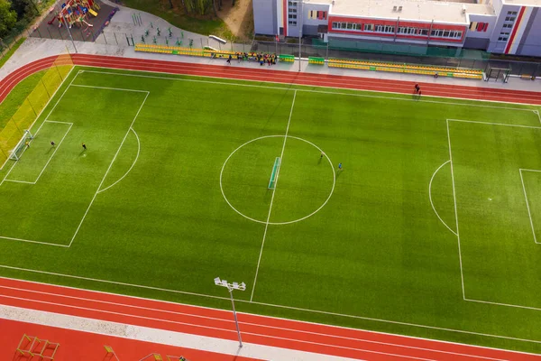 Vista Aérea Campo Futebol Cidade Europeia — Fotografia de Stock