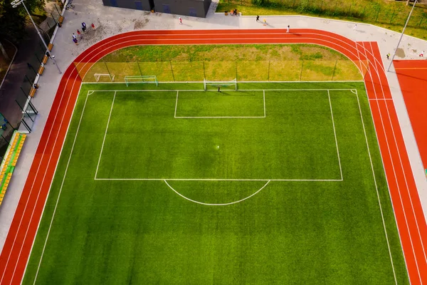 Vista Aérea Campo Futebol Cidade Europeia — Fotografia de Stock