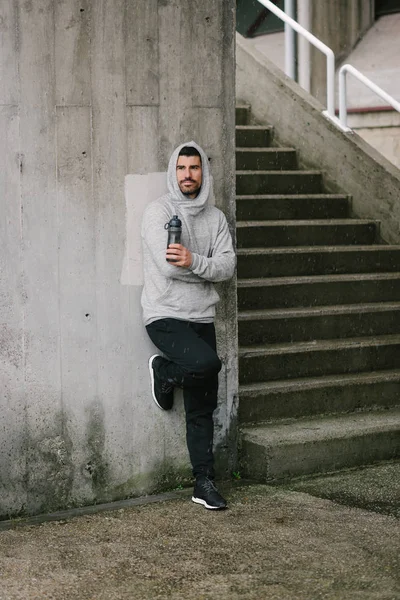 Sporty Man Taking Fitness Workout Rest Drinking Water Male Athlete — Stock Photo, Image