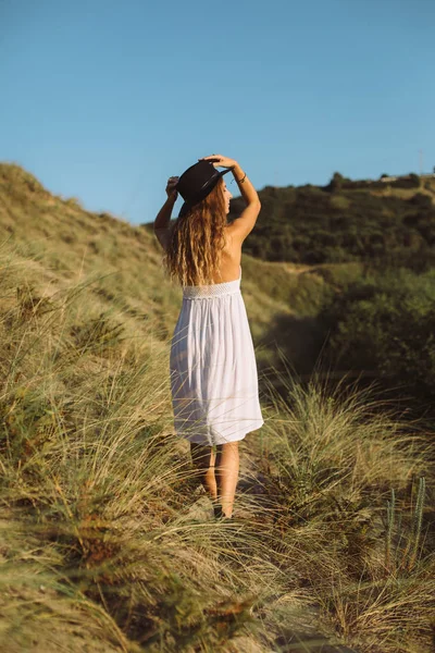 Ontspannende buiten zomer wandeling — Stockfoto