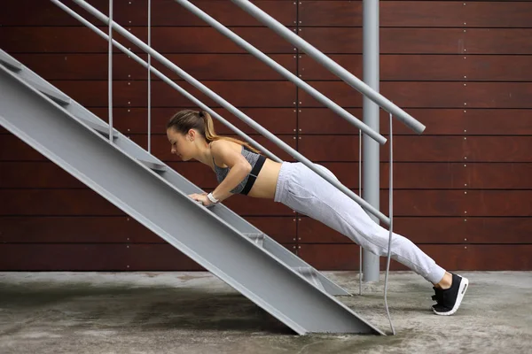 How to do incline push ups
