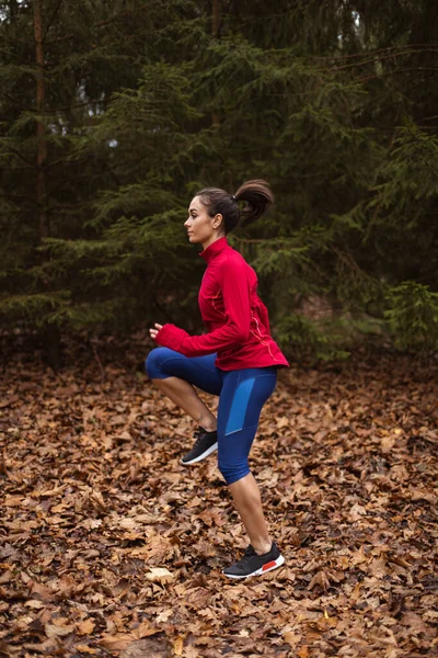 Athlète Féminine Courir Place Automne Parc Style Vie Sain Plein — Photo