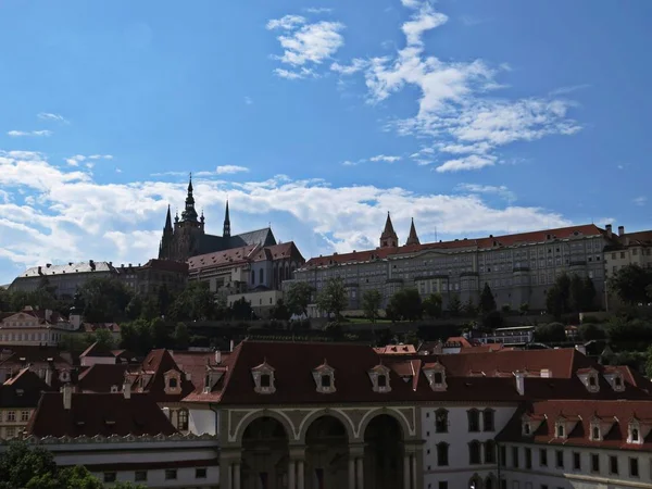 Панорама Пражского Старинного Исторического Замка Течение Дня Градчане Чехия — стоковое фото