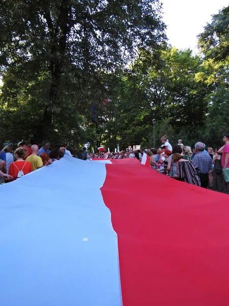 24 Temmuz 2018, Varşova, Polonya Lehçe Senato ve Meclis, önünde protestolar
