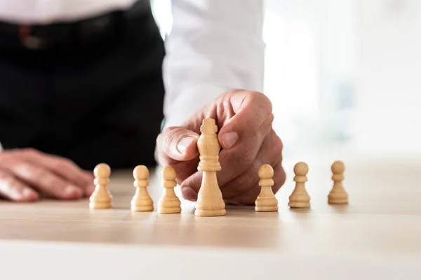 Zakelijke Uitvoerend Bedrijf Koning Schaakstuk Als Een Figuur Van Macht — Stockfoto