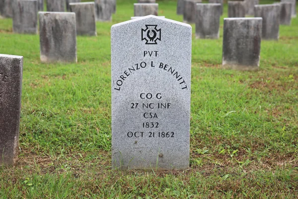 Grave Confederate Pvt Lorenzo Bennitt Whose Parents Home Durham Station — Stock Photo, Image