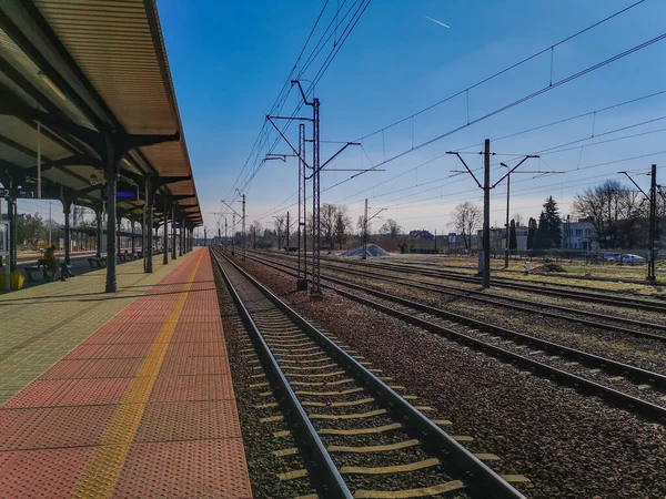 Zawiercie Polonya Tren Istasyonunda Mart 2019 Platformu — Stok fotoğraf