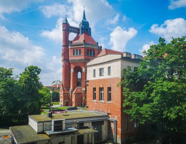 Wroclaw Polonya 1 Haziran 2019 Eski Su Kulesi Binası Eski terk edilmiş hastaneden görüldü