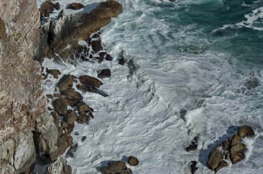 Ümit Burnu, Güney Afrika, taşların altında deniz feneri