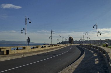 İnsthmus eski Nessebar Bulgaria tarafından eski yel değirmeni