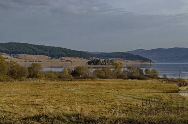 Rodop dağ Bulgaristan'da Batak baraj tatil