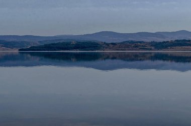 Rodop dağ Bulgaristan'da Batak baraj tatil