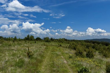 Vitosha ve plana moumtains üzerinde güzel bulutlar, Bulgaristan