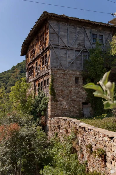 保加利亚巴尔干山区Glozhene修道院 — 图库照片