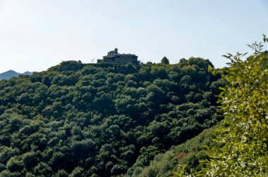 Bulgaristan 'ın Balkan dağındaki Glozhene manastırı