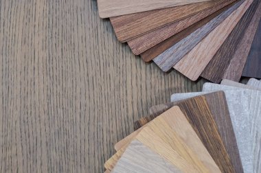 Zemin laminant veya mobilya ev veya ticari bina için ahşap örnekleri. Küçük renkli örnek panoları. Kopya alanı, Tasarım