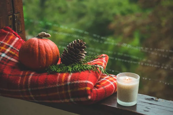 Cozy autumn still life: cup of hot coffee and opened book on vintage windowsill and rain outside. Autumn. Apartment. Rain — Stock Photo, Image