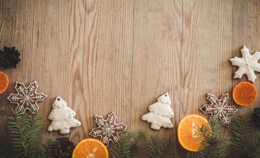 Noel tatil kompozisyon kopya alanı metniniz için ahşap zemin üzerine. Noel kartı. Üstten görünüm. Noel kavramı