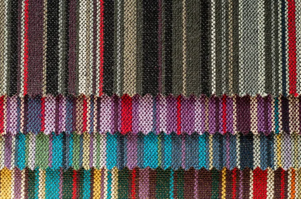 Catalogue de tissu multicolore à partir de tissu mat fond de texture, texture de tissu de soie, fond de l'industrie textile — Photo