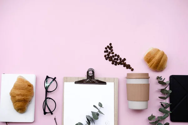 Freelancer Home Office Desk Workspace Blanket Stationery Morning Breakfast Coffee — Stock Photo, Image