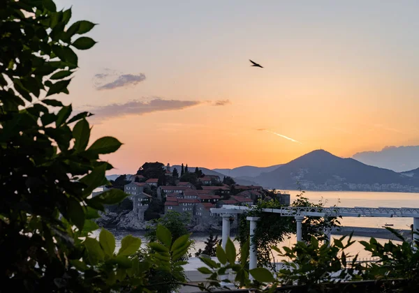 Ada Sveti Stefan Günbatımı Karadağ Adriyatik Denizi Balkanlar — Stok fotoğraf
