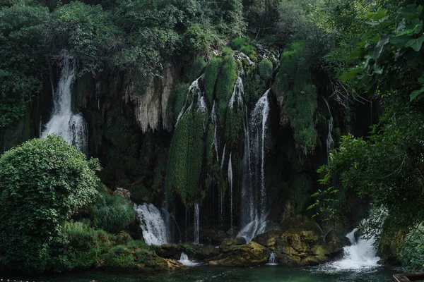 Kravice Cascadas Paisaje Las Montañas Bosnia Herzegovin —  Fotos de Stock