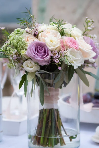 Beautiful pastel wedding Flower bouquet. Bridal Flower Decoratio — Stock Photo, Image