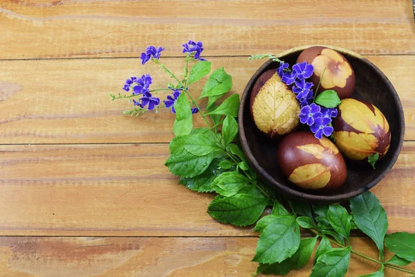 Paskalya, Paskalya için bir desen ile yumurta kızarıklık