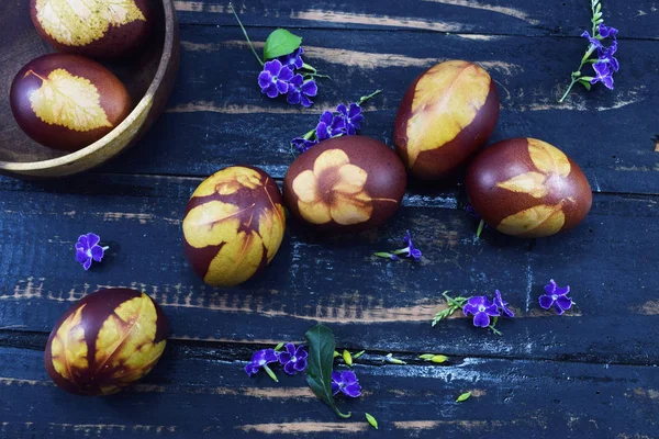 Paskalya, Paskalya için bir desen ile yumurta kızarıklık