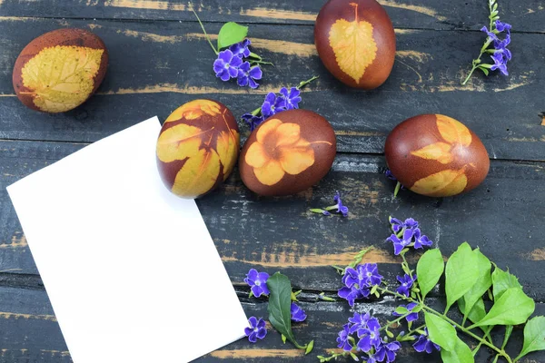 Paskalya, Paskalya için bir desen ile yumurta kızarıklık