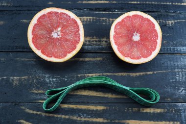 Greyfurt ve zayıflama bandı tablo, kilo kaybı ve diyet sembolü