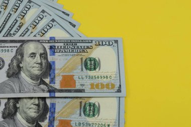 para sarı arka plan yakın çekim (dolar)