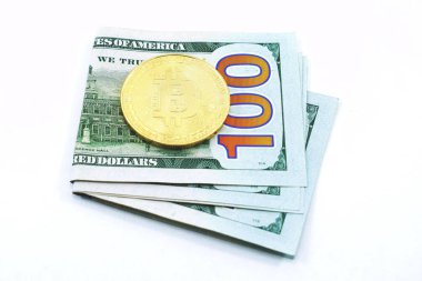 jeton bitcoin ve beyaz bir arka plan üzerinde para (dolar)