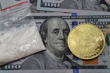 Satış ve kirli para (dolar) uyuşturucu bitcoin yoluyla kazanılan aklama