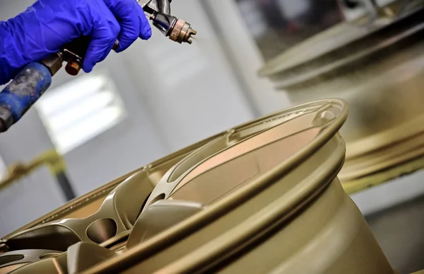 araba servisi tamir tekerlekleri